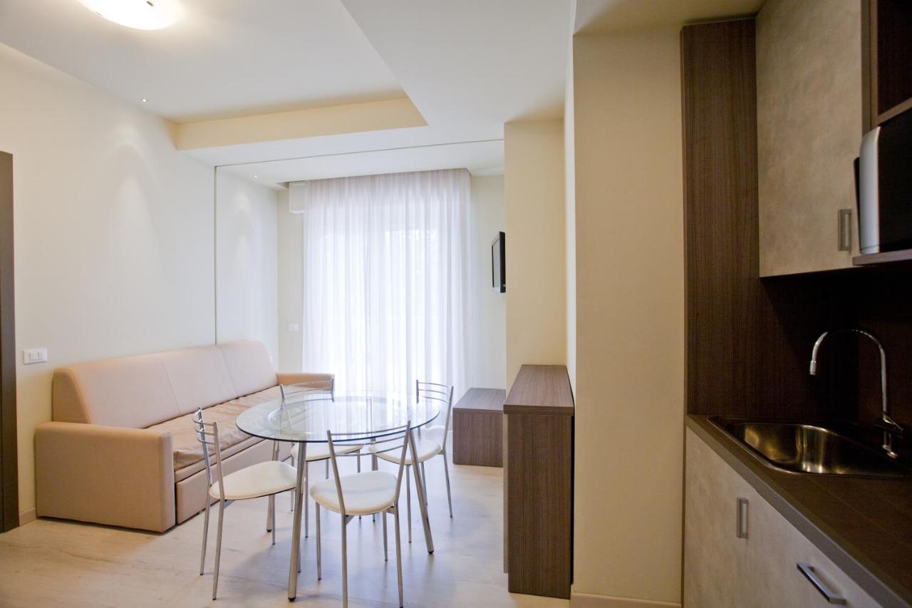 Residence Elisabetta 切塞纳蒂科 外观 照片