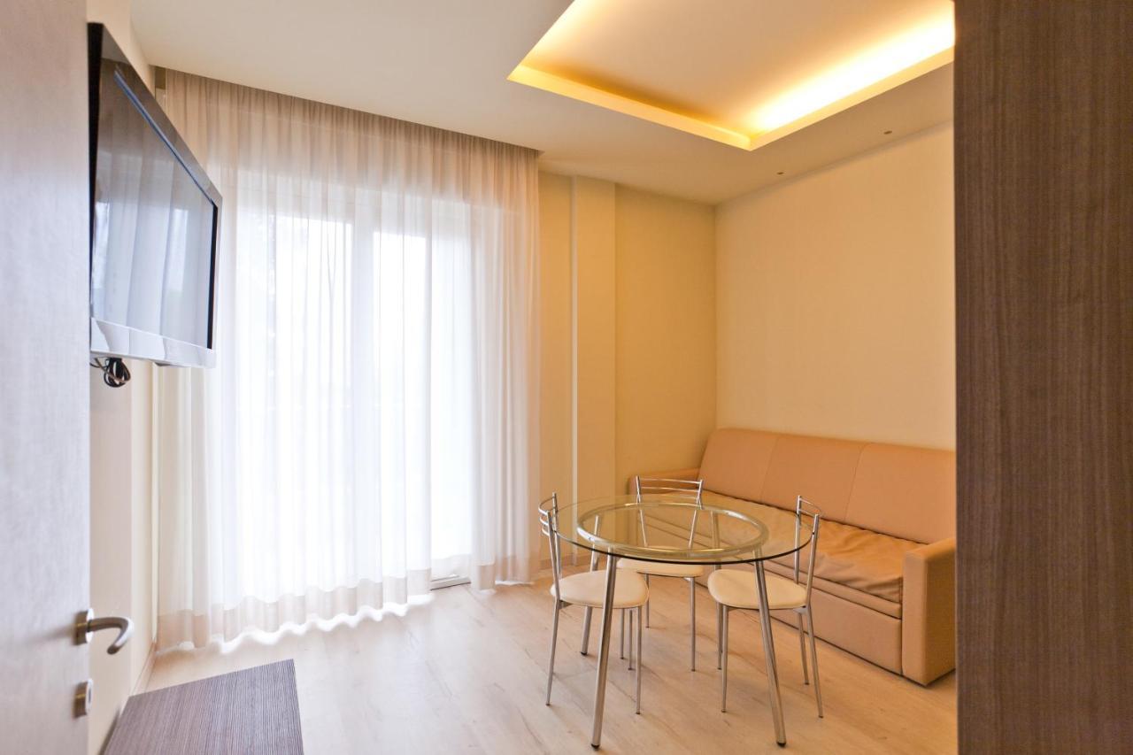 Residence Elisabetta 切塞纳蒂科 外观 照片
