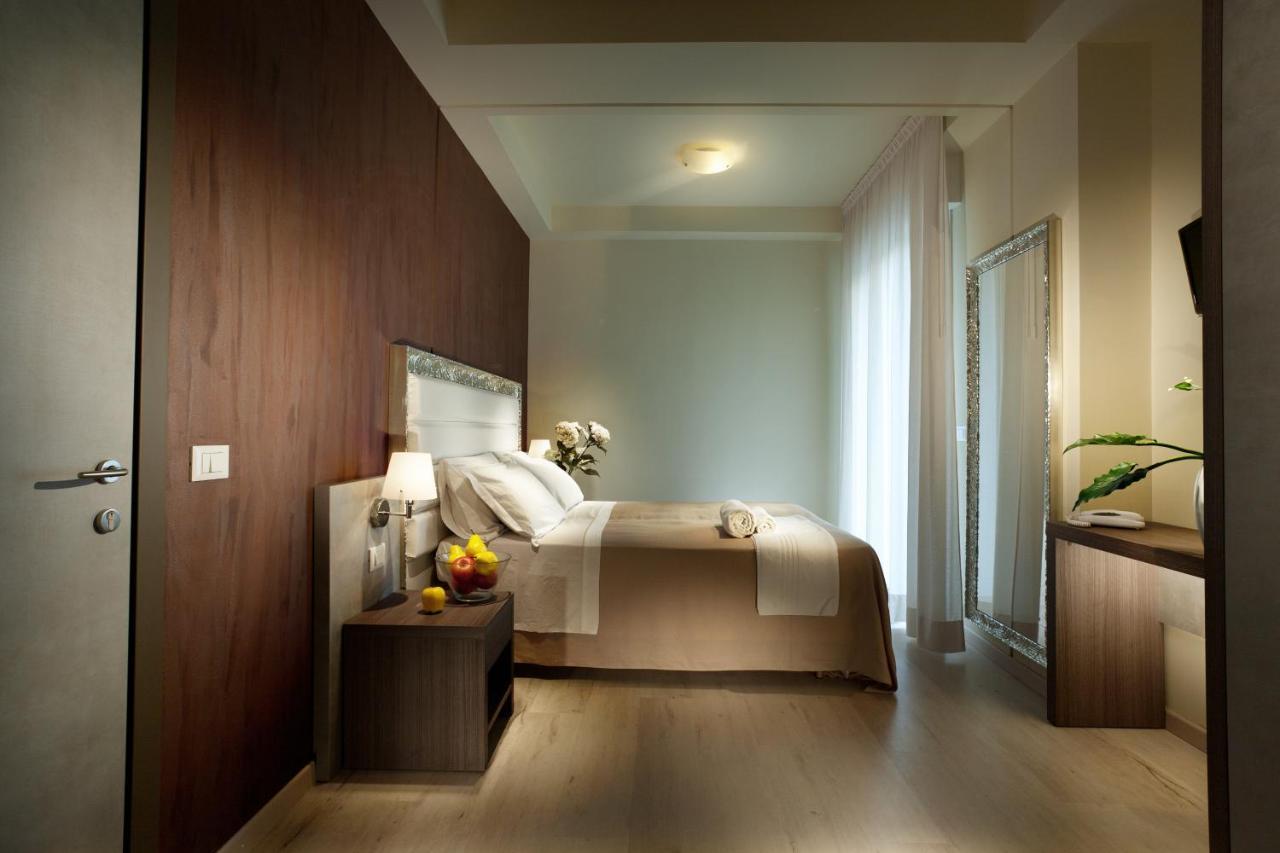 Residence Elisabetta 切塞纳蒂科 外观 照片
