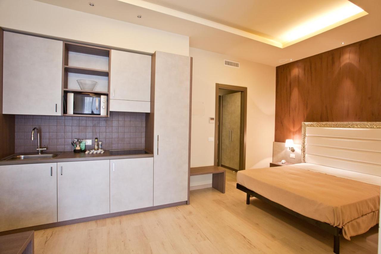 Residence Elisabetta 切塞纳蒂科 外观 照片